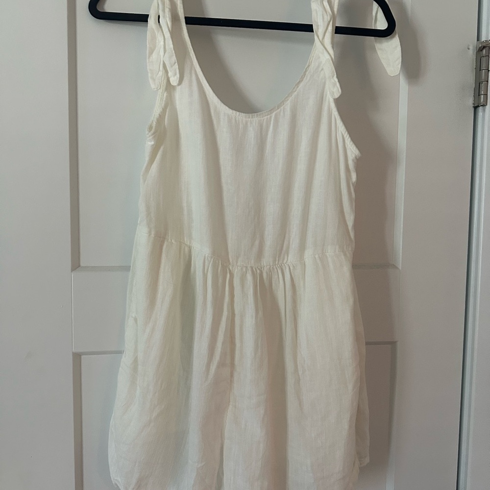 American Eagle Outfitters White Romper Casual Summer Style